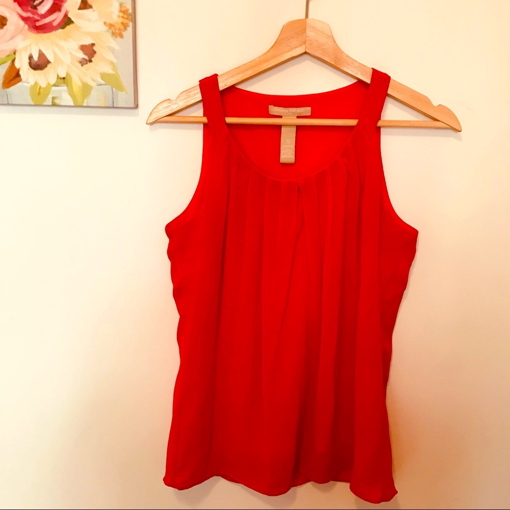 SOLD 🔥3/$30 Banana Republic Sleeveless Orange Blouse